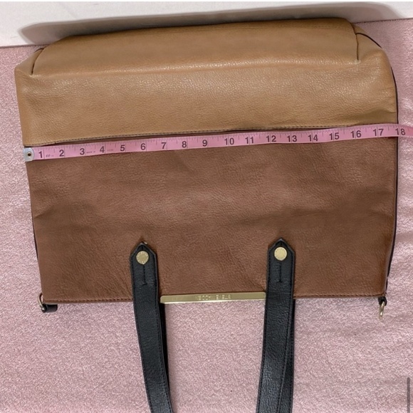 SOLD-Steve Madden Two Tone Brown Tan Leather Tote Bag Shoulder Bag - Picture 13 of 16
